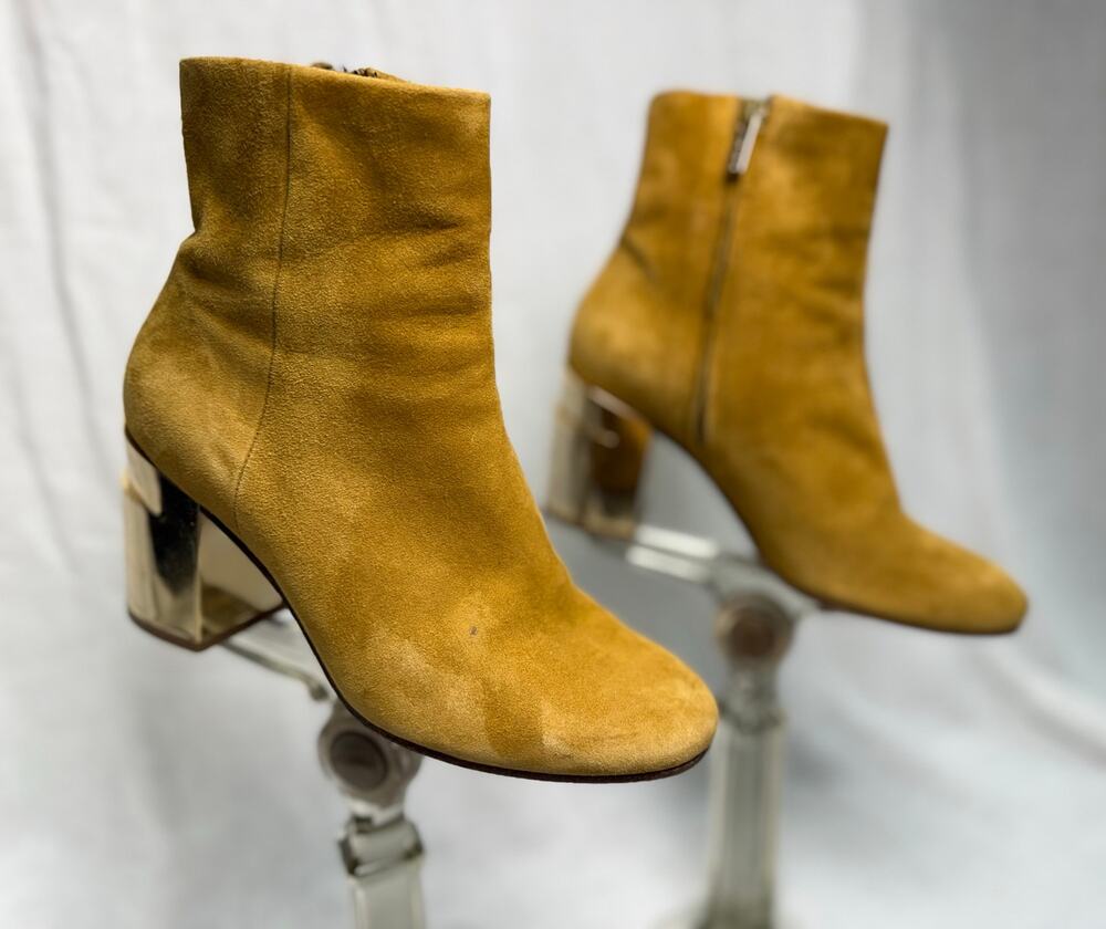 Clergerie Paris Keyla Mustard Brown Suede Ankle Boot Gold Block Heel
Size 36.5